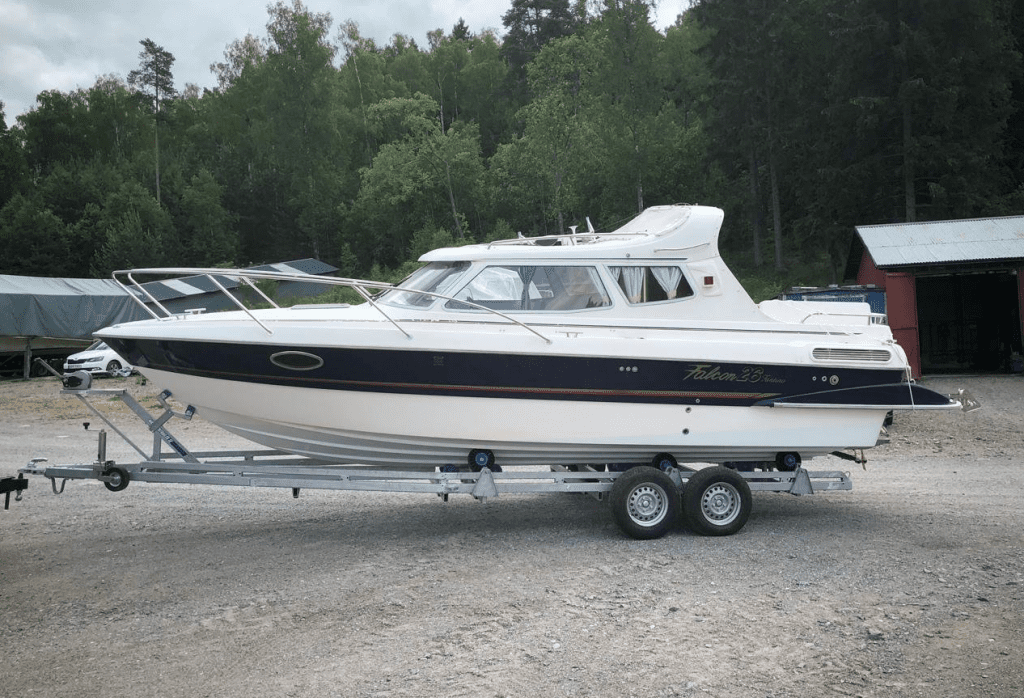 falcon 26 motorboat